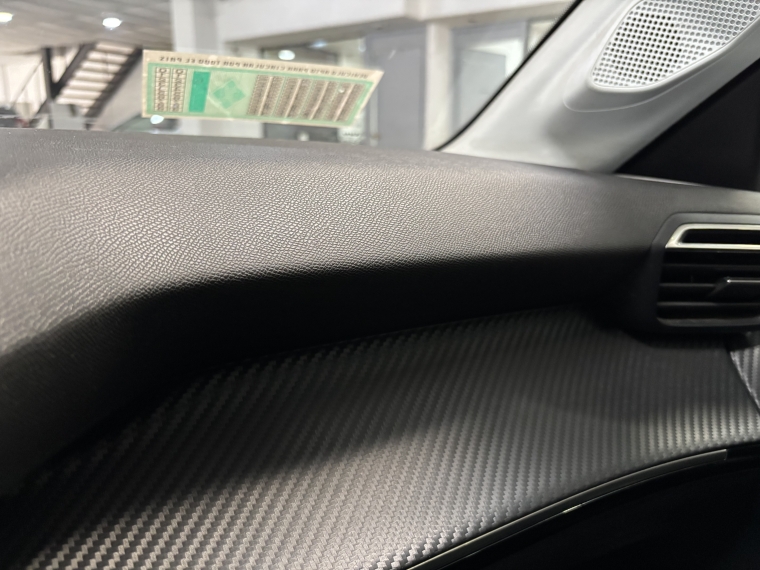 Peugeot 208 Allure Pack 1.2l Puretech 100  6mt 2021  Usado en Grass & Arueste