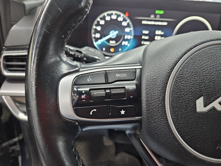 KIA Sportage — foto 17 de 19