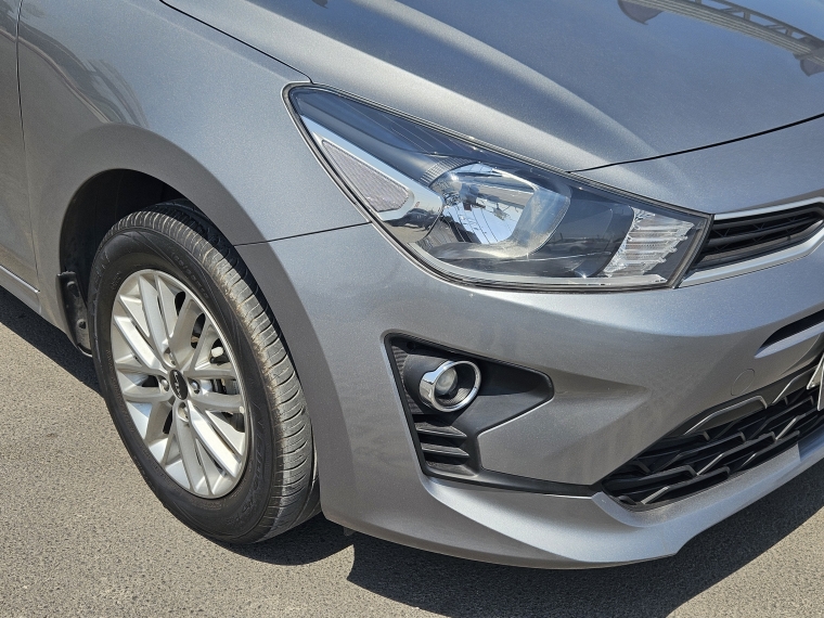 Kia Rio 5 Ex Full Mt 1.4  4x2 2022 Usado  Usado en Kovacs Usados