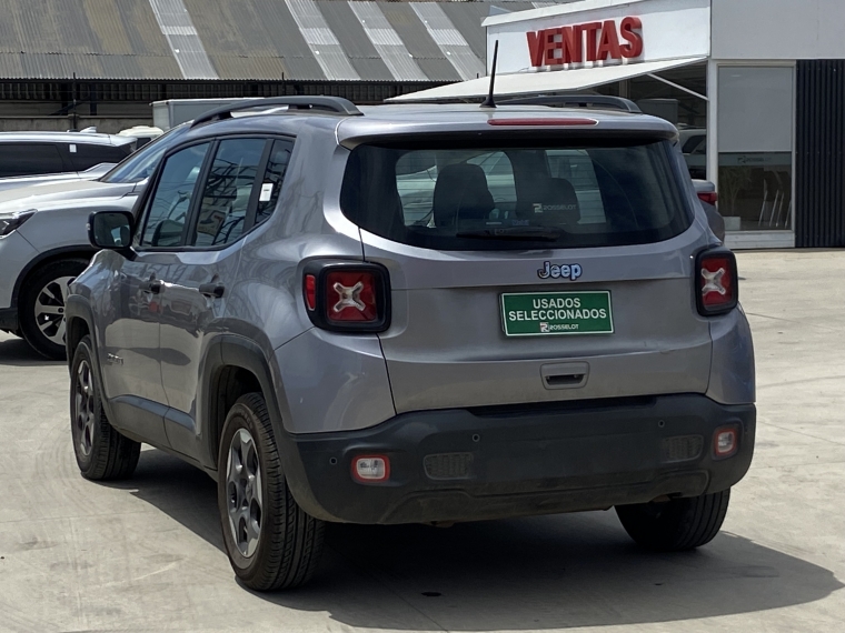 Jeep Renegade Renegade 1.8 2021 Usado en Rosselot Usados