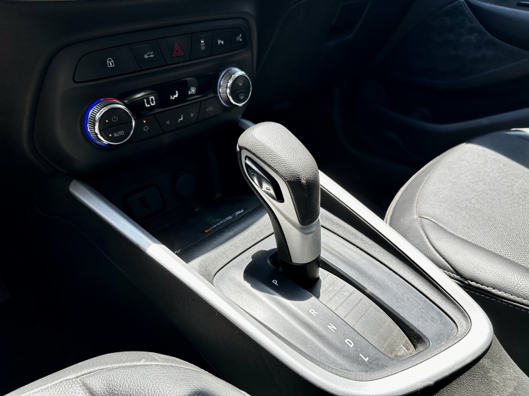 Chevrolet Onix sedan Onix Ii Pr Hb 1.0 At 2022 Usado en Rosselot Usados