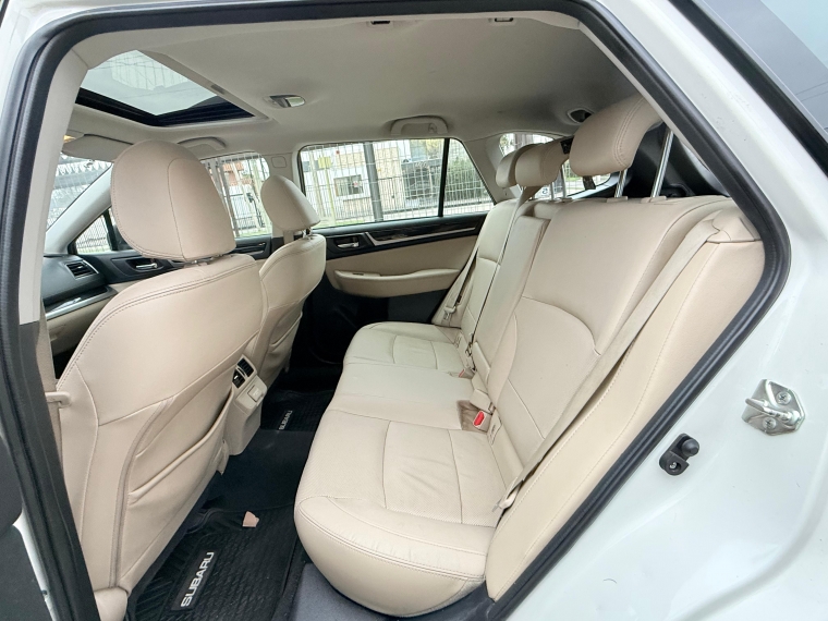 Subaru Outback 2.5i Aut 2019 Usado en Automotriz Olea Flaño