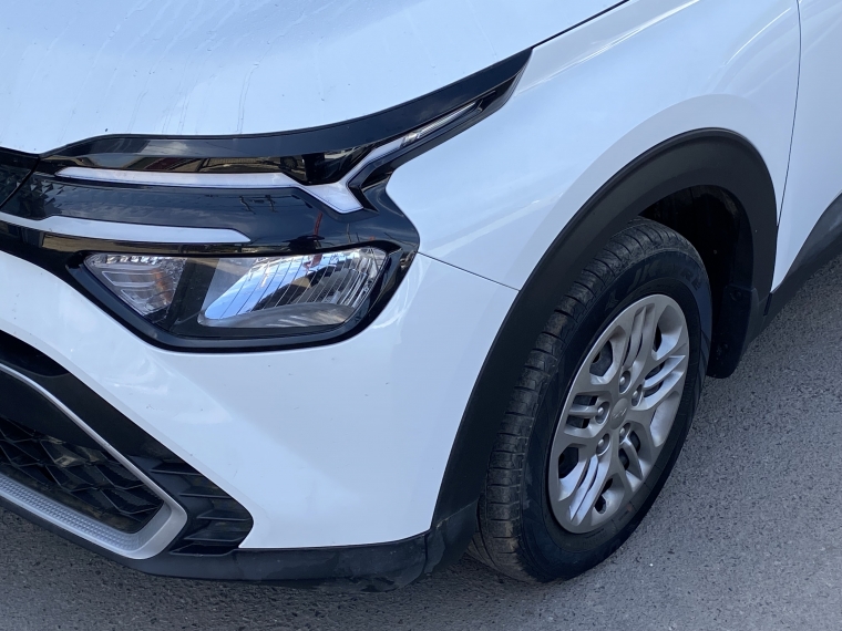 Kia Carens Carens Lx 1.5 2023 Usado en Rosselot Usados