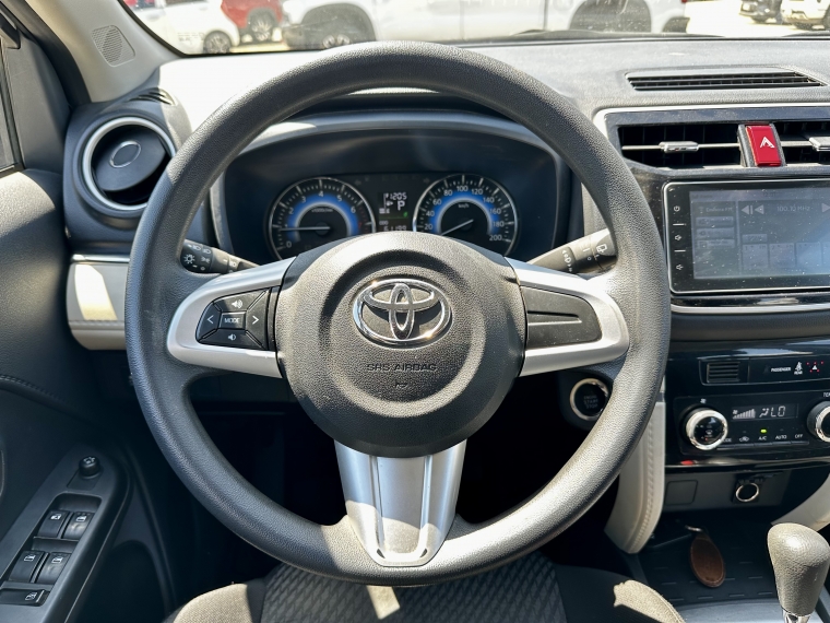 Toyota Rush 1.5 Xli At 2023 Usado  Usado en Kovacs Usados