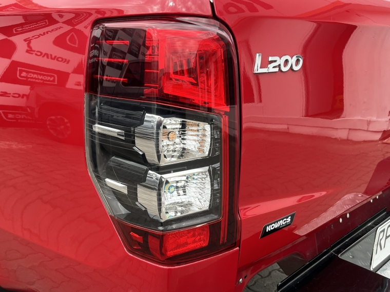 Mitsubishi L200 2.4 Td Work Cr Wf Mt 4x2 Diesel 2022 Usado  Usado en Kovacs Usados