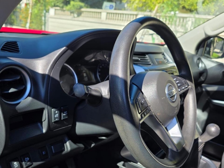 Nissan Navara 4x4 2.3 Mt 2022  Usado en Autos