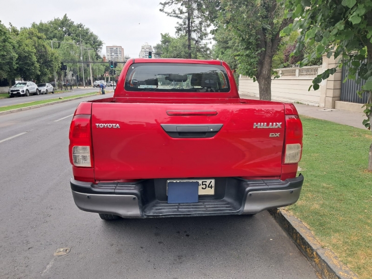 Toyota Hilux Dx 4x2 2.4 2022 Usado en GT Autos Toyota Hilux Dx 4x2 2.4 2022 Usado en GT Autos