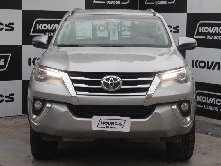 Toyota Fortuner Srv 4x4  2.7  Aut 2018 Usado  Usado en Kovacs Usados