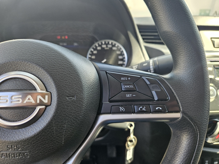 Nissan Navara D Cab Mt 4x4 2.3 2023 Usado  Usado en Autoselect Usados