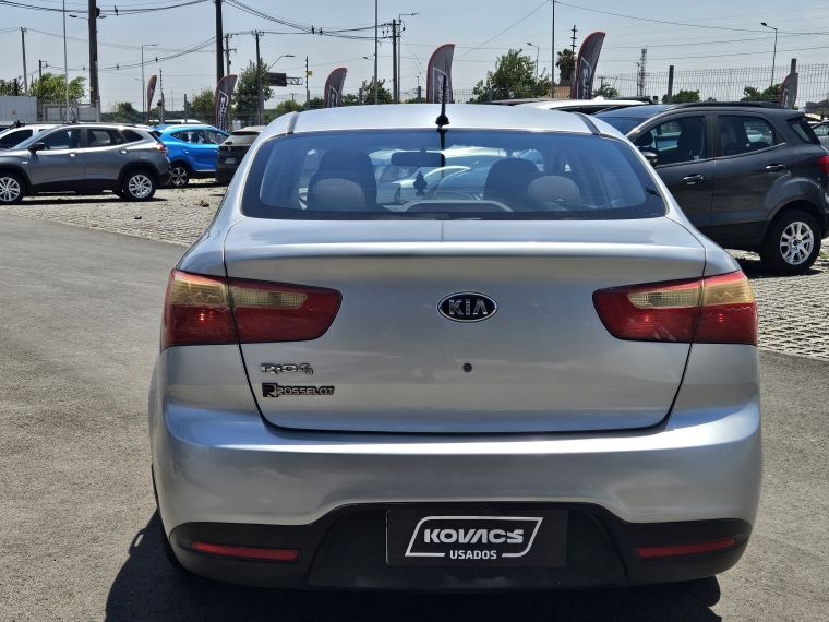 Kia Rio 4 Ex Mt 1.4 2015 Usado  Usado en Kovacs Usados