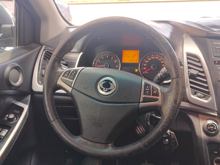 Ssangyong Korando Korando 2.0 2014 Usado en Rosselot Usados