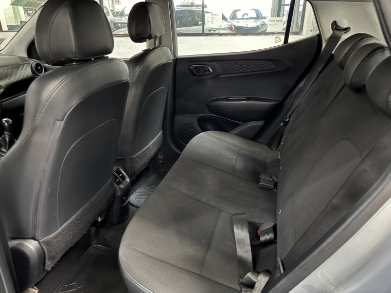 Hyundai Grand i10 1.2l Value Plus 5mt Ac 2022  Usado en Grass & Arueste