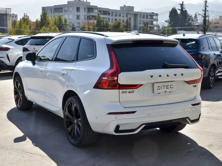 Volvo Xc60 T8 Recharge 4x4 2.0 Aut 2025 Usado Usado en BMW Premium Selection Volvo Xc60 T8 Recharge 4x4 2.0 Aut 2025 Usado Usado en BMW Premium Selection