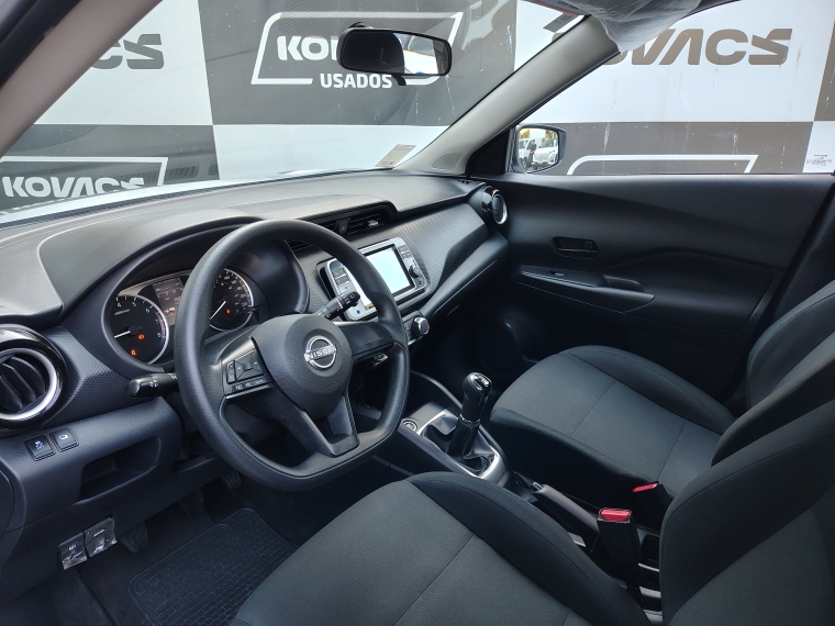 Nissan Kicks 1.6  Play  Sense Mt 2025 Usado  Usado en Kovacs Usados