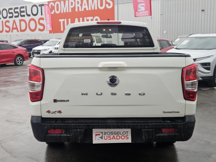Ssangyong Grand musso Musso Grand Glx 2.2 Td 4x4 6mt - Ql712 Euro 6 Urn Sa De Mn 2024 Usado en Rosselot Usados