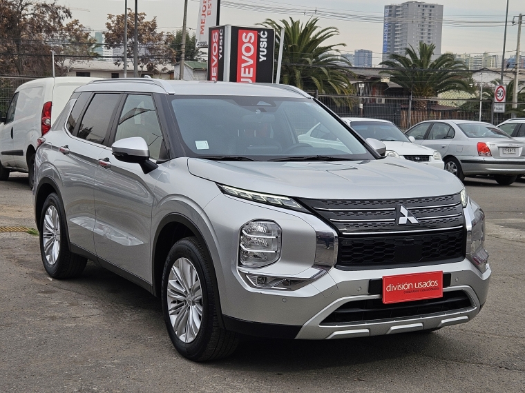 Mitsubishi Outlander Outlander Glx 2.5 Aut 2023 Usado en Rosselot Usados