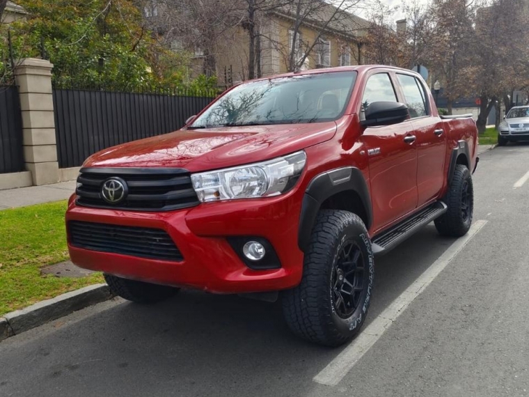 TOYOTA HILUX DX 4X4 2.4 - imagen 1