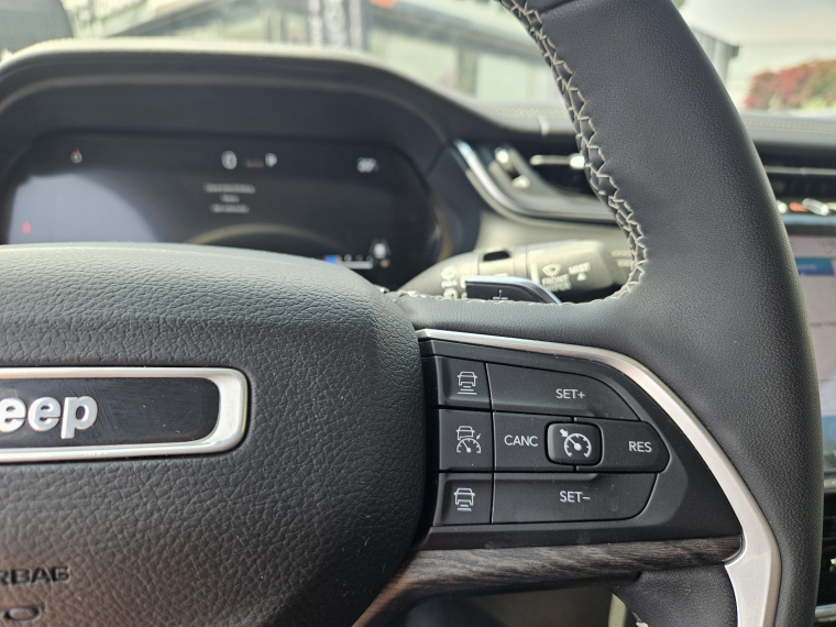 Jeep Grand cherokee 3.6 Limited L At 4x4 2024 Usado  Usado en Kovacs Usados