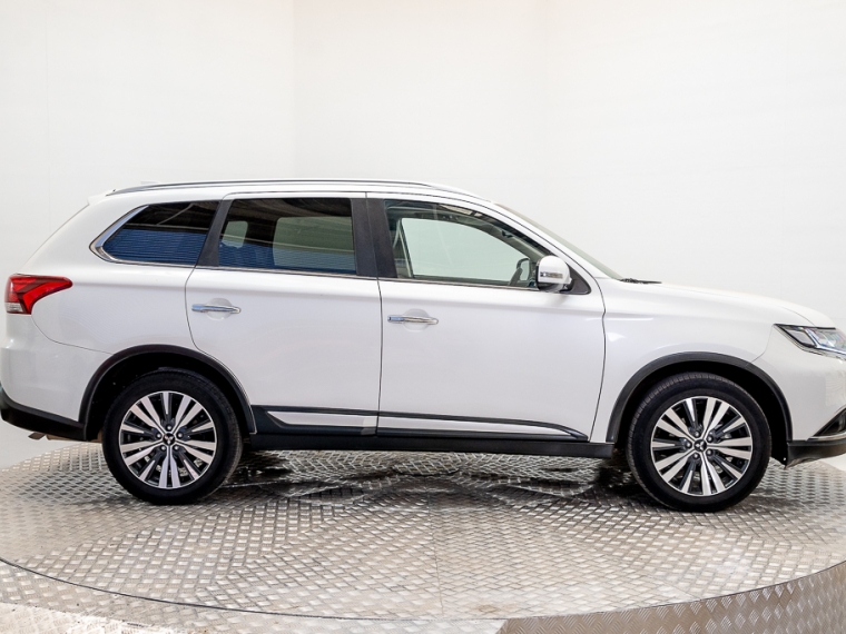 Mitsubishi Outlander  Glx 4x4 2.4 Aut 2019 Usado  Usado en Pompeyo