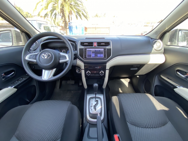 Toyota Rush 1.5 Xli At 2023 Usado  Usado en Kovacs Usados