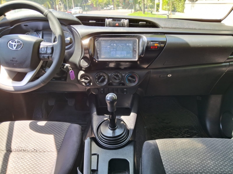 Toyota Hilux Dx 4x4 2.4 2024  Usado en GT Autos