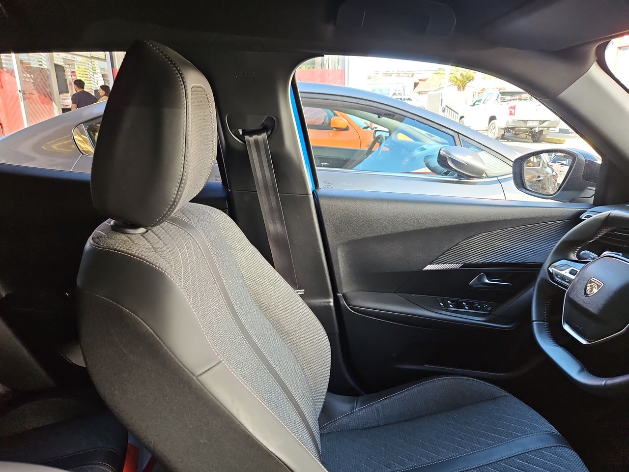 Peugeot 2008 2008 4x2 1.2 Aut 2025 Usado en Usados de Primera - Sergio Escobar