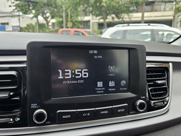 Kia Rio 5 Rio 5 Ex 1.4 2019 Usado en Rosselot Usados