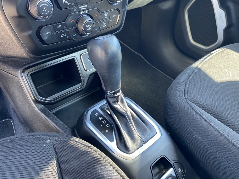 Jeep Renegade Renegade Sport 4x2 1.8 At 2022 Usado en Rosselot Usados