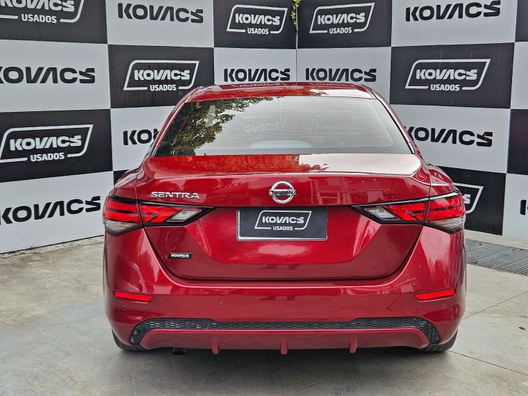 Nissan Sentra 2.0 Advance  Mt 2022 Usado  Usado en Kovacs Usados