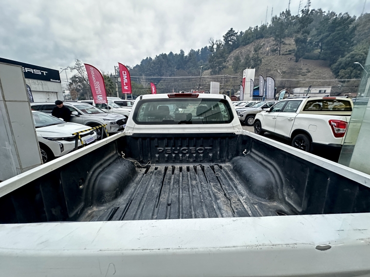 Peugeot Landtrek Landtrek Bluehdi 4x4 2.2 Aut 2024 Usado en Rosselot Usados