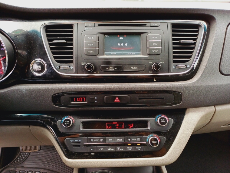 Kia Grand carnival Grand Carnival Ex 3.3 Gsl 6at Full - 1782 2016 Usado en Rosselot Usados