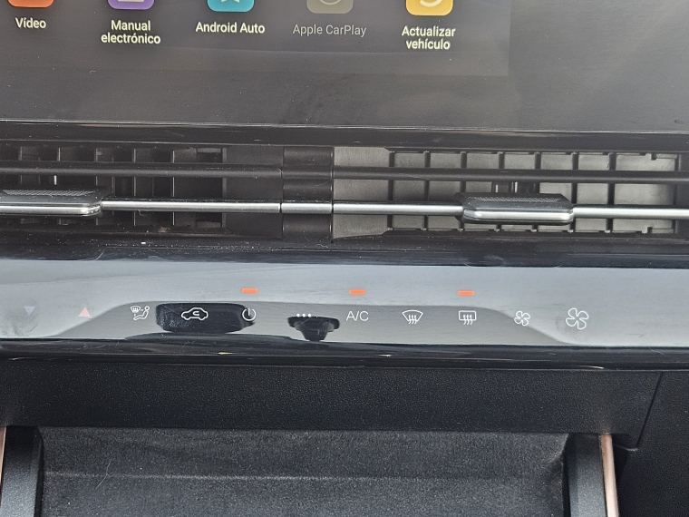 Omoda C5 — foto 13 de 21