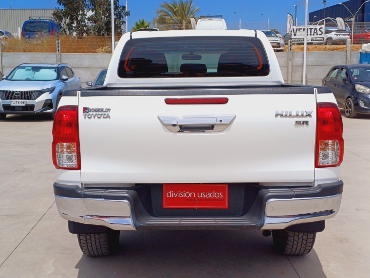 Toyota Hilux Hilux Dlx D Cab 2.7 Benc 2024 Usado en Rosselot Usados