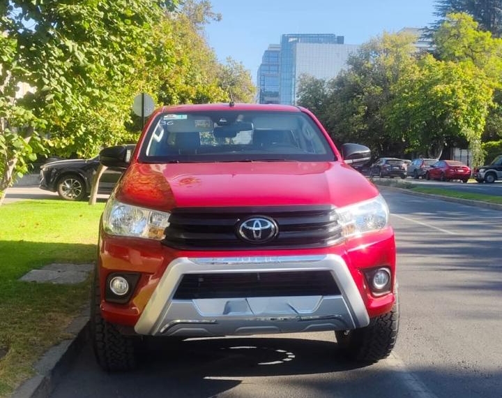 Toyota Hilux Vehiculo Blindado Dx 4x4 2.4  2024  Usado en Autos