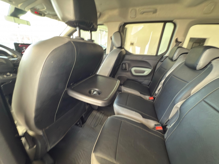 Citroen Berlingo Multispace De Pasajeros Xl 1.5 Aut 2021 Usado en Automotriz Olea Flaño