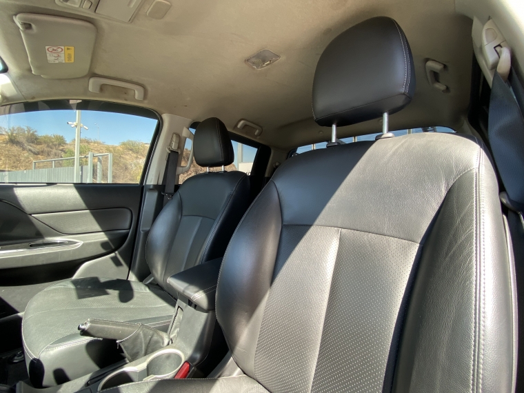 Mitsubishi L200 Katana Cr 2.4 2021 Usado  Usado en Kovacs Usados