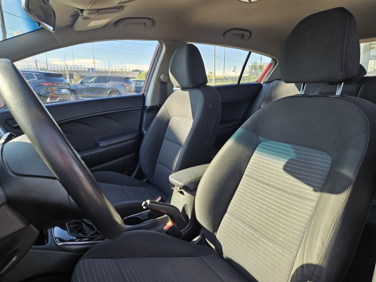 Kia Cerato 5 5 Ex Mt 1.6 2019 Usado  Usado en Kovacs Usados