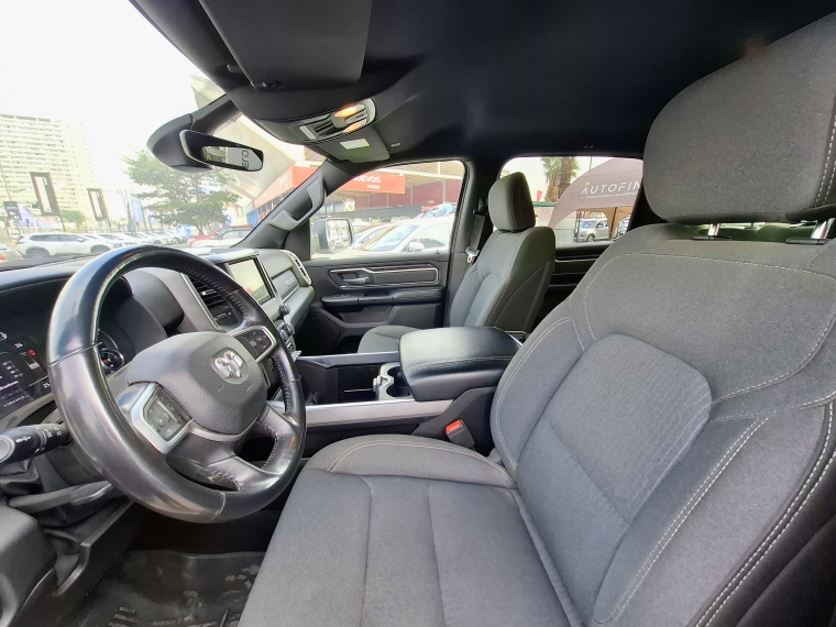 Ram 1500 New Ram 1500 Crew Cab Big Horn 3.6l E-torque Euro 6c 2021 Usado en Rosselot Usados