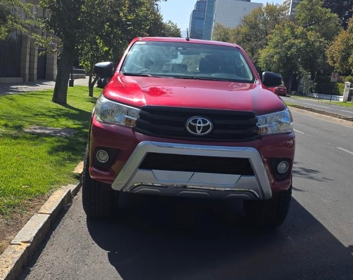 Toyota Hilux Dx 4x4 2.4 2022  Usado en Autos