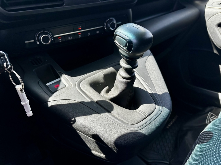 Peugeot Partner L1 Blue Hdi 100 1.5 2023 Usado  Usado en Kovacs Usados