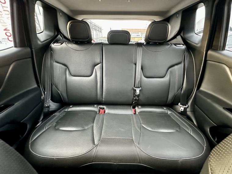 Jeep Renegade Renegade Longitude 1.3 Aut 2023 Usado en Rosselot Usados