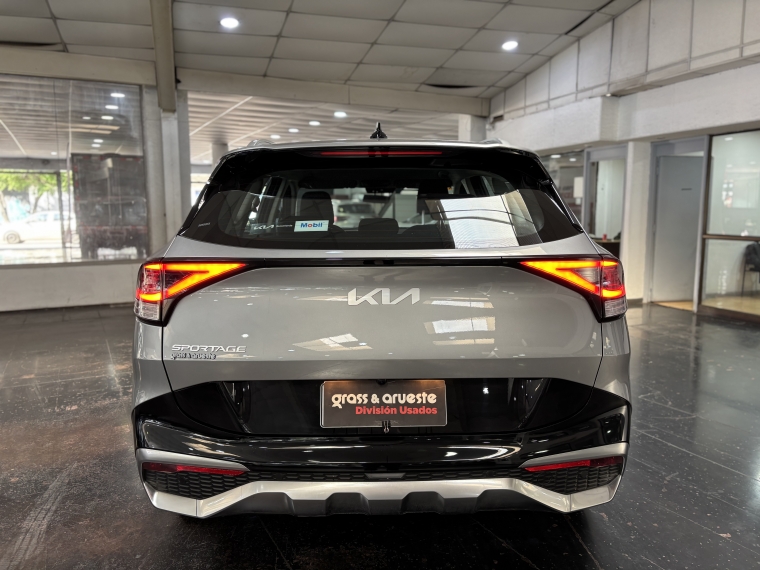 Kia Sportage Ex 2.0l Gsl 6mt 2wd 2024  Usado en Grass & Arueste
