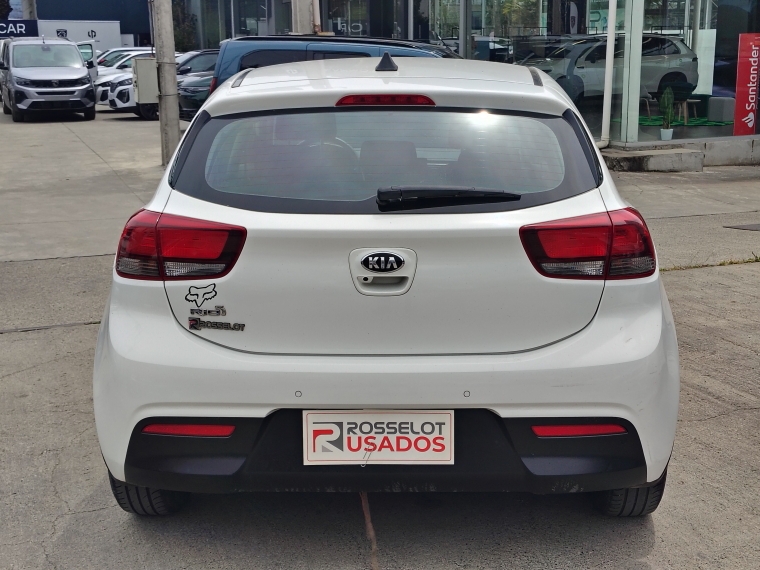 Kia Rio 5 Rio 5 Ex 1.4 2020 Usado en Rosselot Usados