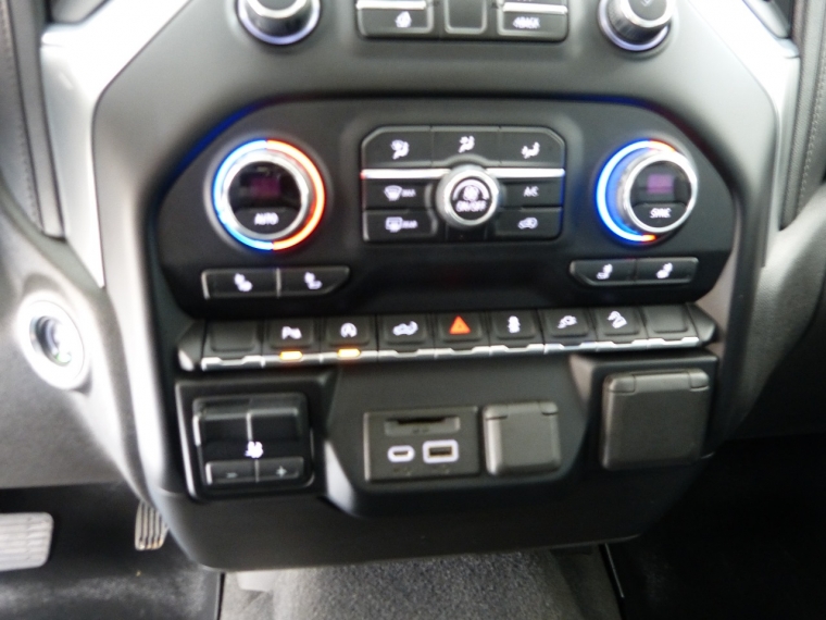Chevrolet Silverado Ltz 4wd 5.3 Aut 2020 Usado en Automotriz Olea Flaño