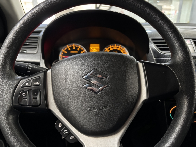 Suzuki Swift Gl 1.2l 5mt Ac 2018  Usado en Grass & Arueste