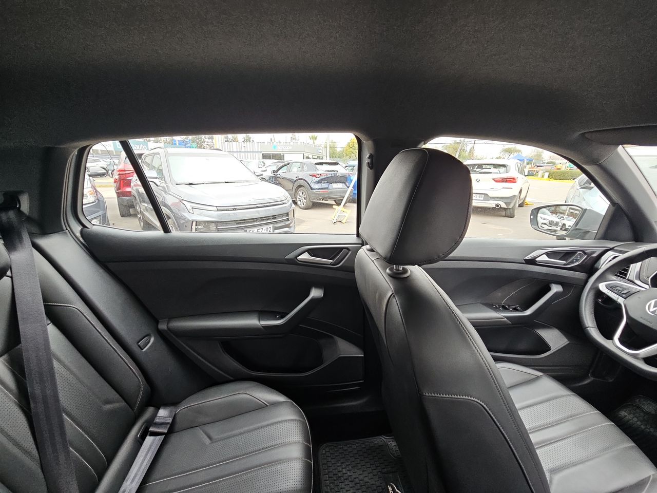 Volkswagen T-cross T Cross Tsi 4x2 1.0 Aut 2025 Usado Usado en Webautos.cl Volkswagen T-cross T Cross Tsi 4x2 1.0 Aut 2025 Usado Usado en Webautos.cl