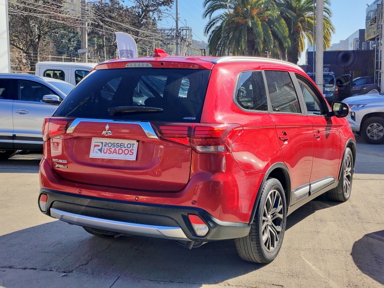 Mitsubishi Outlander Outlander 4x4 At Glx 2.4 + 2018 Usado en Rosselot Usados