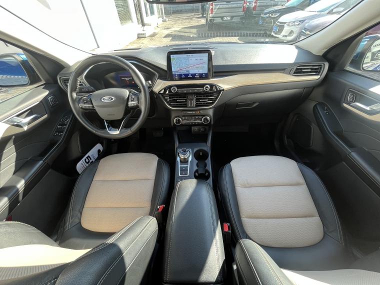 Ford Escape 2.5 Titanium Hev At 4x4 Hibrido 2023 Usado  Usado en Kovacs Usados