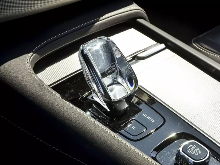 Volvo Xc90 T8 Awd Recharge Ultimate Dark 2025 Usado Usado en Webautos.cl Volvo Xc90 T8 Awd Recharge Ultimate Dark 2025 Usado Usado en Webautos.cl