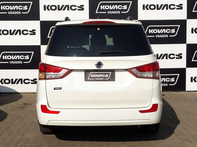 Ssangyong Stavic 2.0 Rd 301 Std Mt Diesel 2019 Usado  Usado en Kovacs Usados